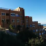 Tighola Apartment